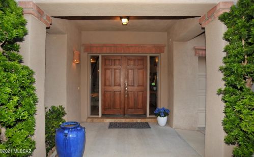 1623 Charouleau Pl, Tucson, AZ 85737-8572