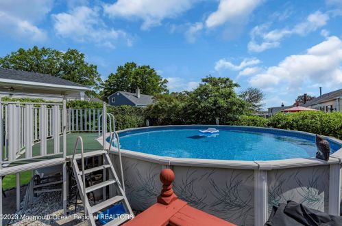 865 Barry Ave, Perth Amboy NJ 08861-1626 exterior