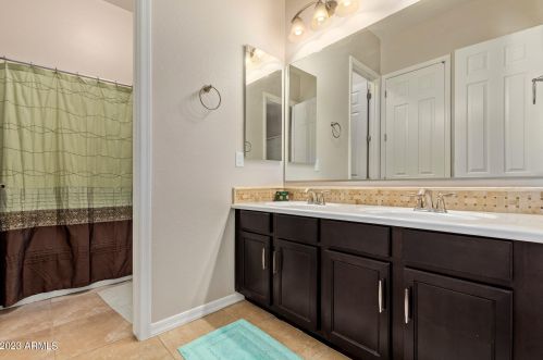 1461 Carriage Ln, Chandler AZ 85224-1103 exterior