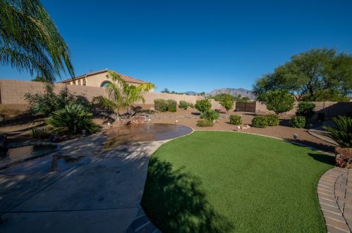 8499 National Dr, Tucson AZ 85742-8526 exterior