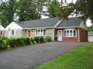 2510 Helena Rd, Lancaster, PA 17603-4130