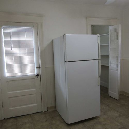 41 Taylor Ave, Poughkeepsie, NY 12601-1940