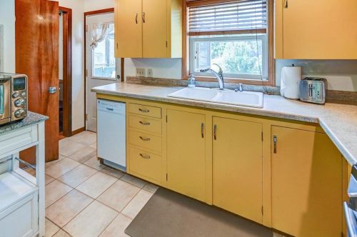 4103 Maher Ave, Madison WI  53716-1637 exterior