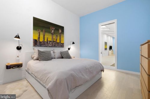 829 2nd St, Philadelphia PA 19133 exterior