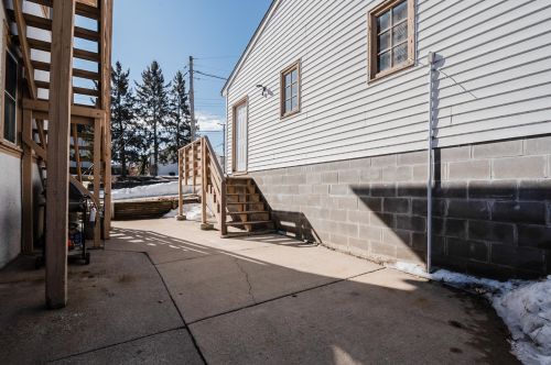 201 4 Ave, South Saint Paul MN 55075-2024 exterior