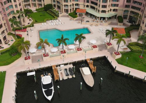 300 5th Ave, Boca Raton FL  33432-5056 exterior