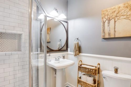 1716 Barfield Run, Atlanta GA  30318-2779 exterior