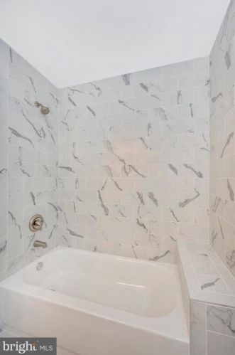 10402 Great Arbor Dr, Rockville MD  20854-4215 exterior