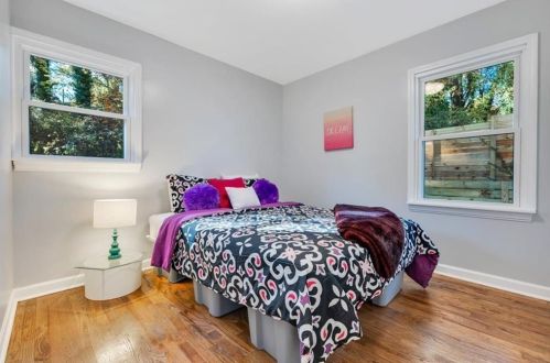 191 Arcadia Cir, Atlanta GA  30314-2305 exterior