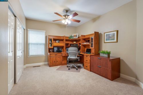 1170 Ridgemont Pl, Concord CA 94521-4831 exterior