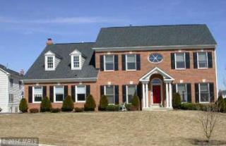 10801 Maplecrest Ln, Rockville MD  20854-6376 exterior