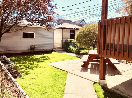 3429 Oakley Ave, Chicago IL 60608-6027 exterior