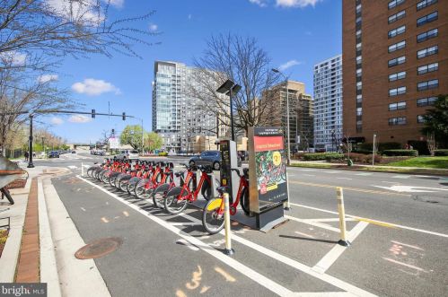 311 Kentucky Ave, Alexandria VA 22305 exterior