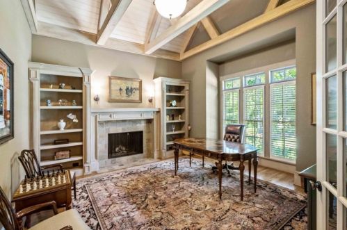 4968 Long Is Dr, Atlanta GA 30327-4904 exterior