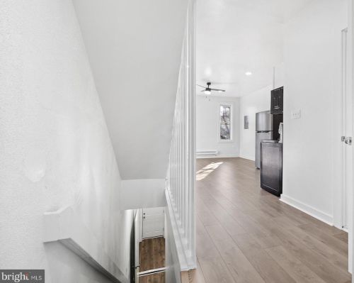 3452 Frankford Ave, Philadelphia PA 19134-2651 exterior