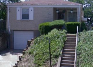 2240 Wightman St, Pittsburgh PA  15217-2016 exterior