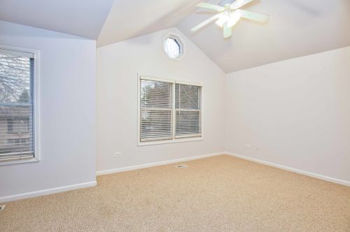 1209 33rd St, Chicago IL 60608-6322 exterior