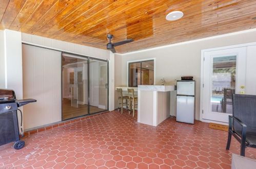 3221 68 St, Naples FL 34105-7225 exterior