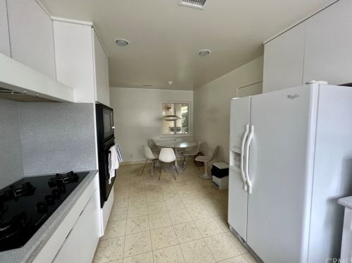 4260 Porter Ave, Fullerton CA 92833-3457 exterior