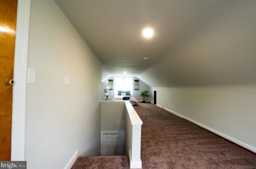 831 Hanover St, Pottstown PA  19464-4254 exterior