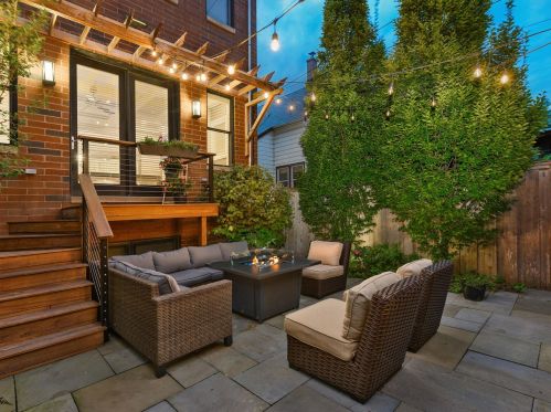 4147 Damen Ave, Chicago IL 60618-3045 exterior