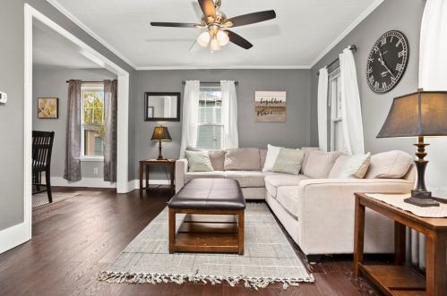 11 Edlin St, Worcester MA 01603-1945 exterior