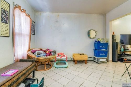 117 6 St, Paterson NJ 07508-2121 exterior