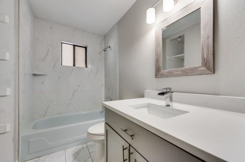 2634 Cypress Ave, Dallas TX  75227-8024 exterior