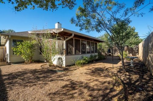 612 Colonial Park Blvd, Austin TX 78745-1790 exterior