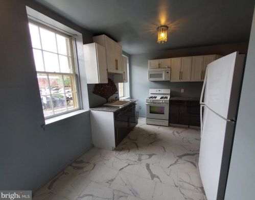 209 Front St, Trenton NJ 08608-2103 exterior