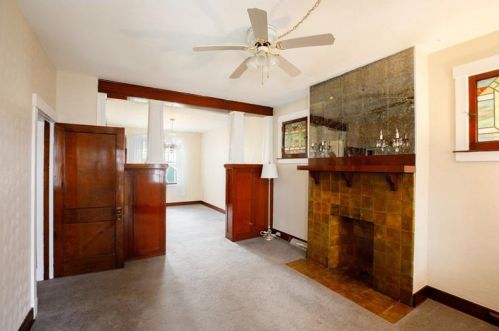 243 Lelia St, Pittsburgh PA  15211-2329 exterior