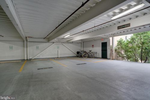 4854 Eisenhower Ave, Alexandria VA  22304-4883 exterior