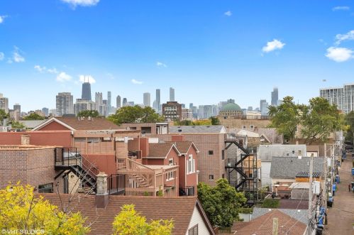 716 Schubert Ave, Chicago IL 60614-1247 exterior