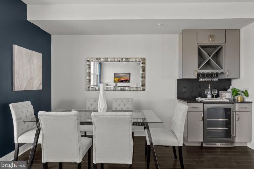 662 13 St, Philadelphia PA 19123-0024 exterior