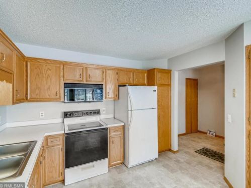 14144 Heywood Path, Saint Paul MN 55124-6525 exterior