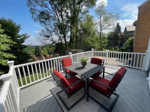 2066 Pioneer Ave, Pittsburgh PA 15226-1345 exterior