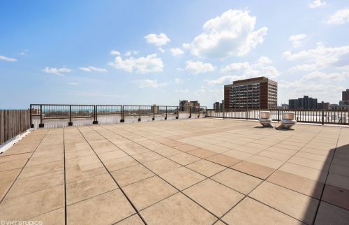 4848 Sheridan Rd, Chicago IL  60640-6931 exterior