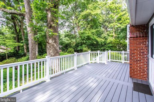 4 Argyle St, Rockville MD 20850-4417 exterior