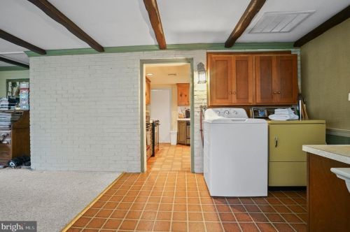 2071 Sunnyside Ave, Pottstown PA 19464-3026 exterior