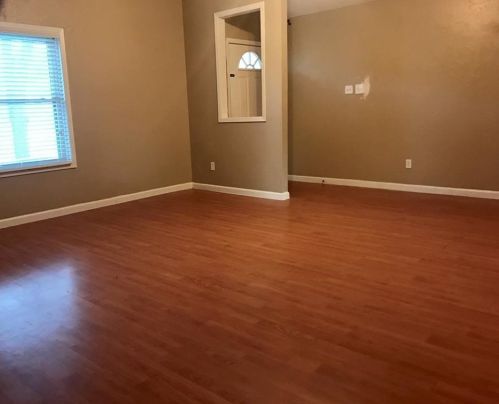 11225 Blossom Bell Dr, Austin TX  78758-4217 exterior