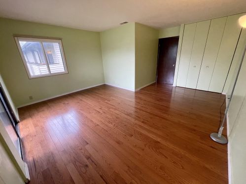 8941 70, Milwaukee WI 53223-2151 exterior