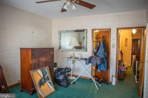 2734 18 St, Philadelphia PA 19145-4702 exterior