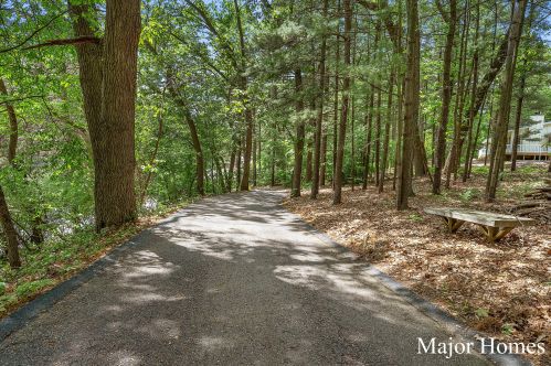 4199 Knapp St, Grand Rapids MI exterior