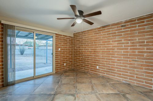 5616 Lee St, Tucson AZ  85712-4208 exterior