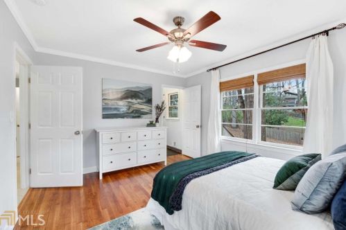 1474 Lavista Rd, Atlanta GA 30324-3848 exterior