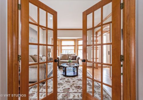 2323 Haider Ave, Naperville IL 60564-5392 exterior