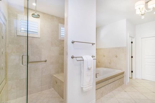 44 Cajeput Dr, Naples FL 34108-2611 exterior