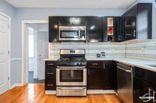 330 117 St, Chicago IL 60655-1540 exterior