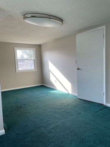 52 Pheland St, Springfield MA 01109-1318 exterior