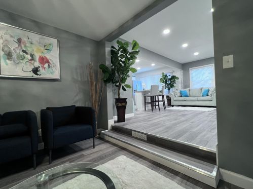 6623 52nd St, Milwaukee WI  53223-6038 exterior